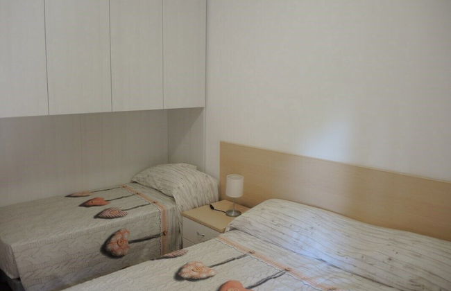 Luminous Seaside Flat for 5 Guests - Beahost - Photo 2