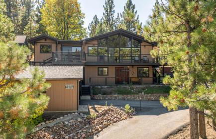 Ultimate Lakeview Lodge and ON THE LAKE! with a Hot-Tub! - Foto 50