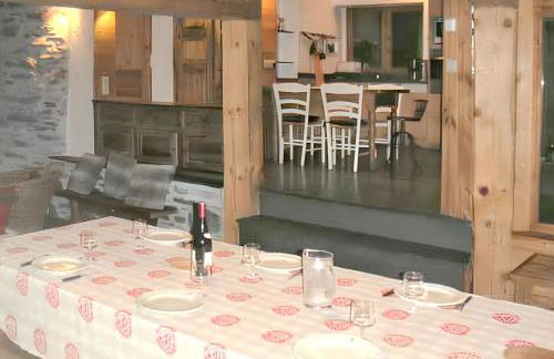 Chalet confortable à Sainte-Foy-Tarentaise avec vue sur la montagne - Photo 7