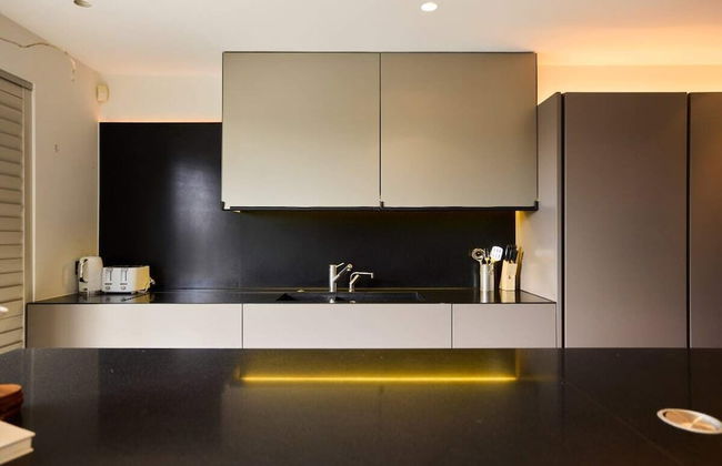 The Hampstead Garden Hideaway - 5bdr Home With Pool and Garden - Foto 17