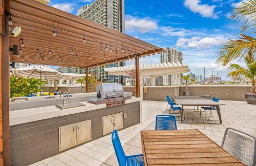 Midblock Midtown Miami High Floor 1B Suite W Spa Pool Gym - Foto 3