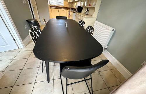 Spacious & Modern Retreat Garden Free Parking! - Foto 33