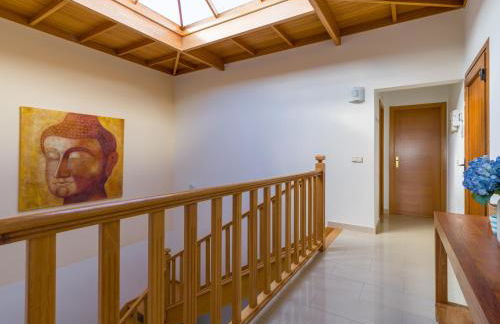 Lujosa Villa 4 hab Piscina, Jacuzzi y Vistas Mar - Photo 52