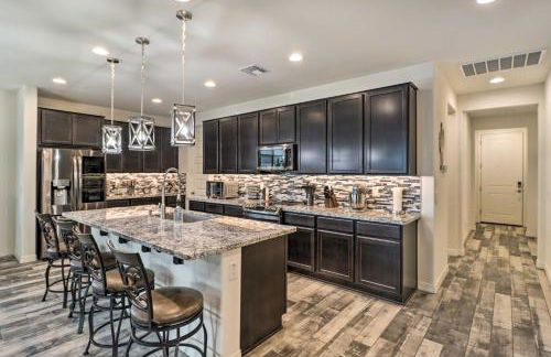 Heated Pool and Putting Green Goodyear Retreat! - Foto 11