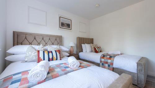 Stunning 5 bedroom detached house in Hornchurch - Foto 4