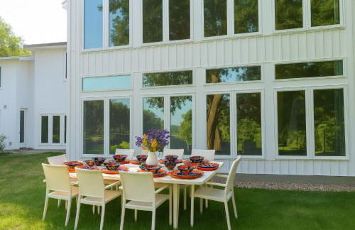 Stunning Lakeside Townhouse near Gillette Stadium Summer 2026 - Foto 3