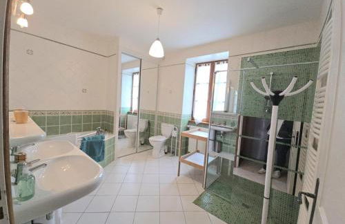 Charmante maison à Hautefort avec piscine privée, animaux admis - FR-1-616-514 - Foto 15
