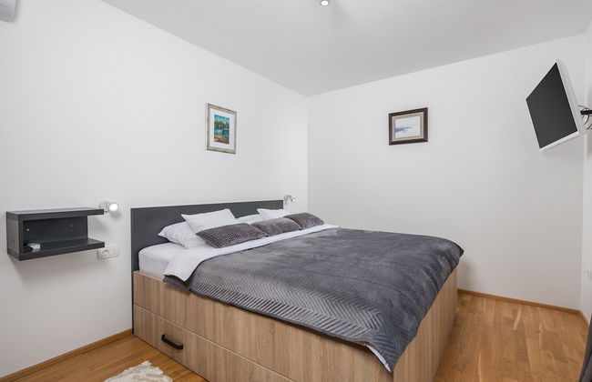 Modern Holiday House Jadranka With Pool - Foto 3