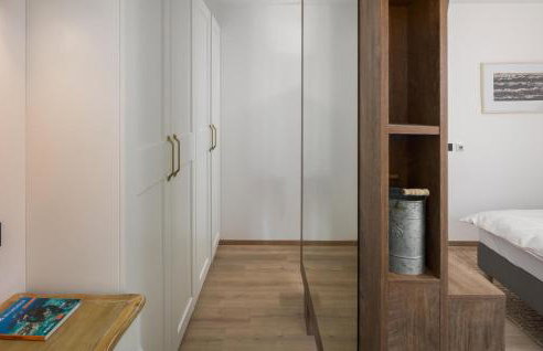 Amazing Home In Strped With Wifi - Photo 34