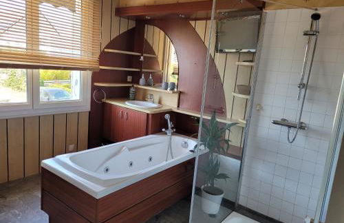 La terrasse, jacuzzi et vue mer Plage à 200m - Foto 14