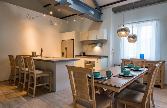 NEW The Yellow House - Renovated Monumental Penthouse - Foto 4