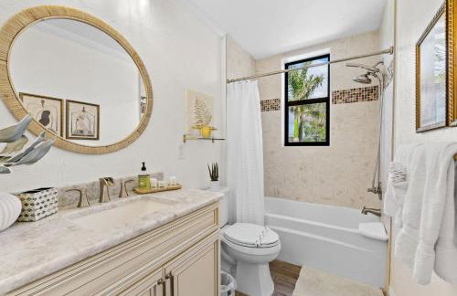 Luxury Private Beachfront Retreat Pool Game Room - Foto 53