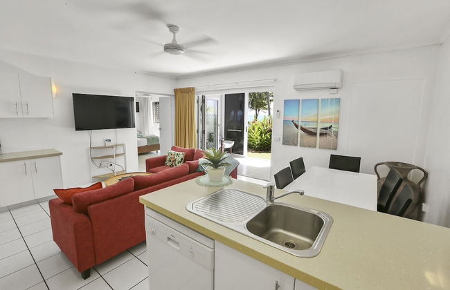 Agincourt Beachfront Apartments - Photo 13