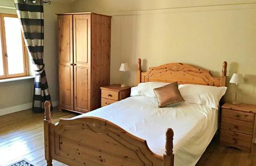 Les Vergnes Gîtes Countryside Getaway with Pool - Foto 5