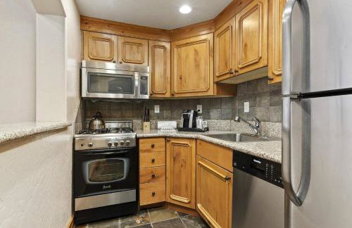 Cozy Zermatt Swiss King Villa with Kitchen Near Deer Valley & Park City Ski Resorts - 2022 - Foto 15