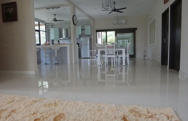 Tanah Aina Farouq - Foto 6