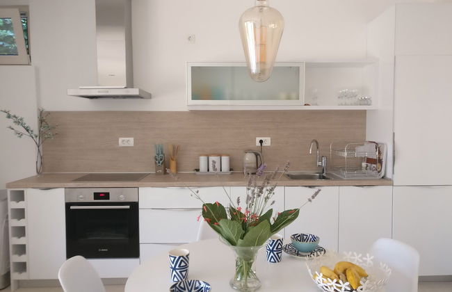 1-bed Large Apartment in Tivat Swiming Pool - Foto 6