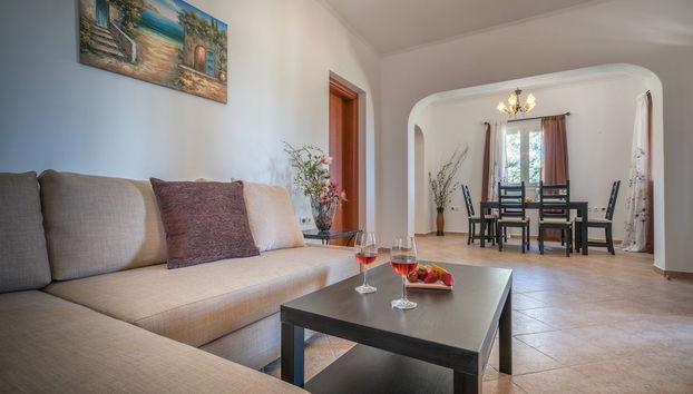 Coin salon dans le hall