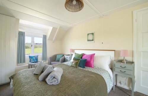 18th Century Thatched Cottage Parking & Garden - Foto 11