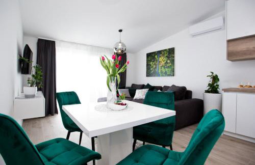 Luxury Apartments Mia - Photo 12