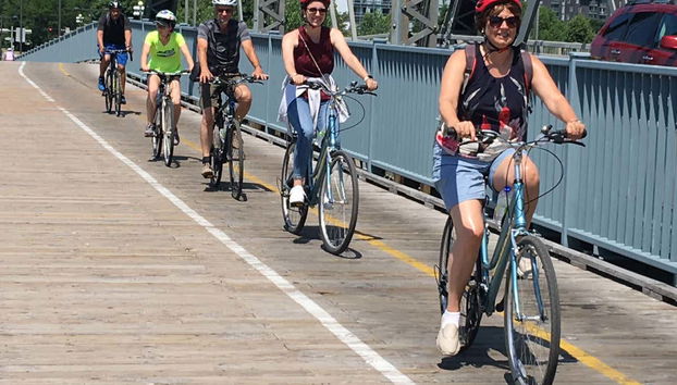 Private Bicycle Tour of Ottawa - Foto 3