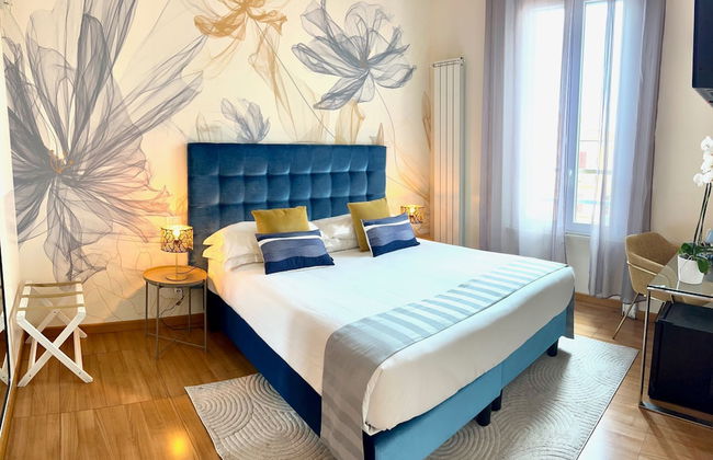 Bon Ton Design Rooms by DOT Suites - Photo 1