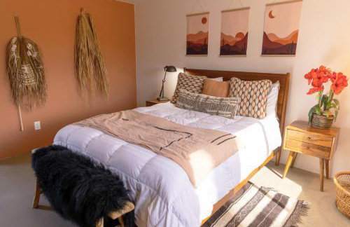 Pool and Mtn View! Designer Borrego Springs Hideaway - Foto 18