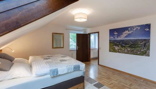 Top 98 qm Ferienwohnung im Allgäu, Balkon und Parkplatz - Foto 5