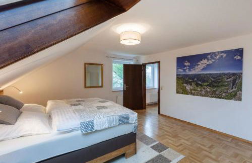 Top 98 qm Ferienwohnung im Allgäu, Balkon und Parkplatz - Foto 5