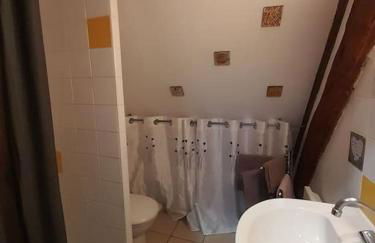 La Mansarde: appartement tout confort à Vatan - Foto 12