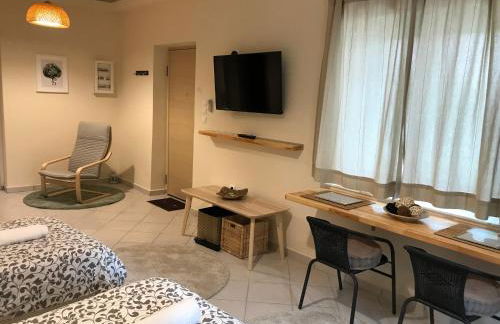 Flight Apartments Airport by Airstay - Photo 16