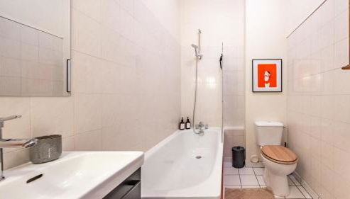 Le Darcy d'Hugo Train station 2 minutes away - Foto 4