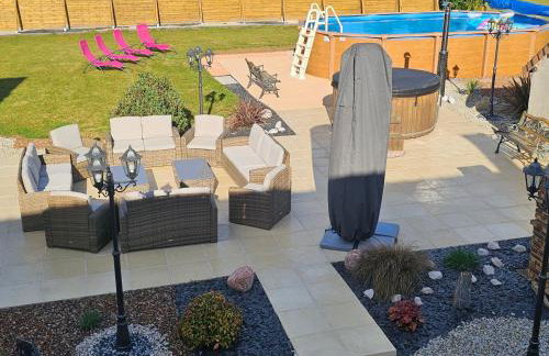 Gîte de charme 12 personnes près du Mans avec piscine chauffée - FR-1-410-381 - Foto 36