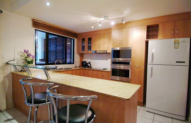 The Mediterranean Beachfront Apartments - Photo 14