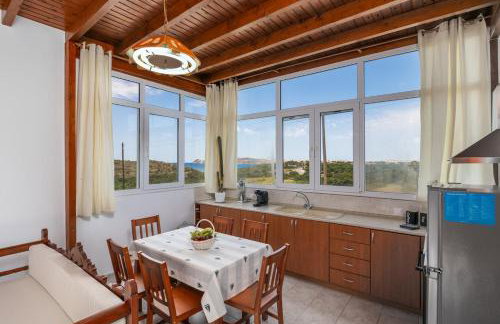 Kondylis Cottage - Photo 1