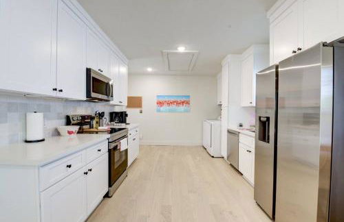 Flamingos on 45th Main - 3 King beds - Great vibe! - Foto 26