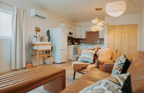 Terracotta Suite at ArnoTriplex! Hot Tub-Close to Downtown-Pet Friendly-No Pet Fee! - Foto 3