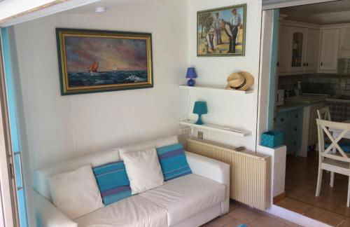 Carro, aux couleurs de la Méditerranée - Foto 1