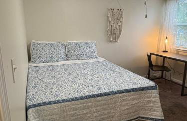 New Seasonal Comfort near USC and Riverwalk Trails - Foto 6