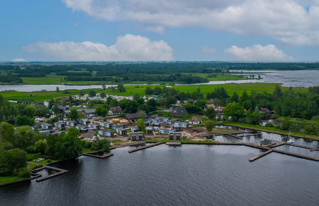 Pavilion 4 - Photo 17