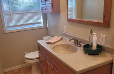 Seven Oaks at Bass Lake - Lakefront Getaway! - Foto 40