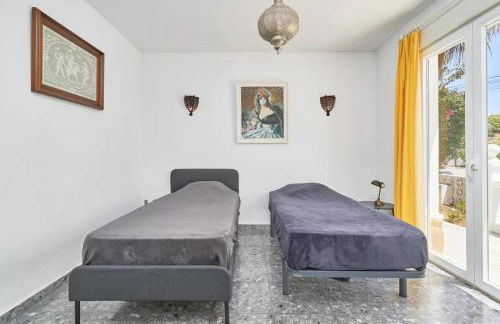 Villa with Private Pool and Gorgeous View - Photo 12