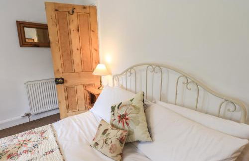 The Old Post House at Low Stott Park - Foto 18