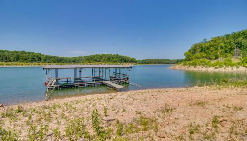Lakefront Bull Shoals Cabin Rental Pets Welcome! - Foto 3