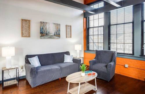 Centric Modern Loft w/ King Beds & Smart GameTable - Foto 7