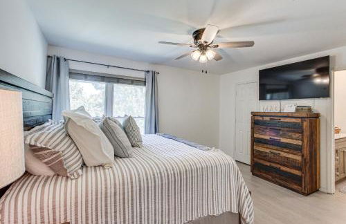 Inviting Home with Golf Course View in Diamondhead! - Foto 13