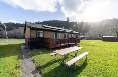 Elk Meadow Cabins 9A Prairie Creek Suite - Photo 8