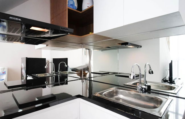 Comfy Studio Loft Connected To Mall At Icon Gresik Apartment - Foto 6