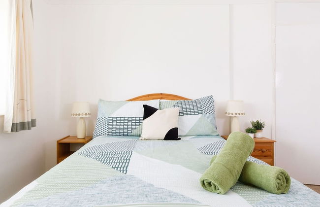 Seaside Retreat 2 Mins to Beach - Photo 40