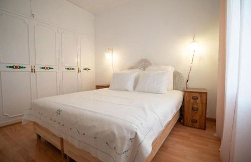 Stunning Designer 2 Bed Apt in Glorious Gràcia - Photo 22